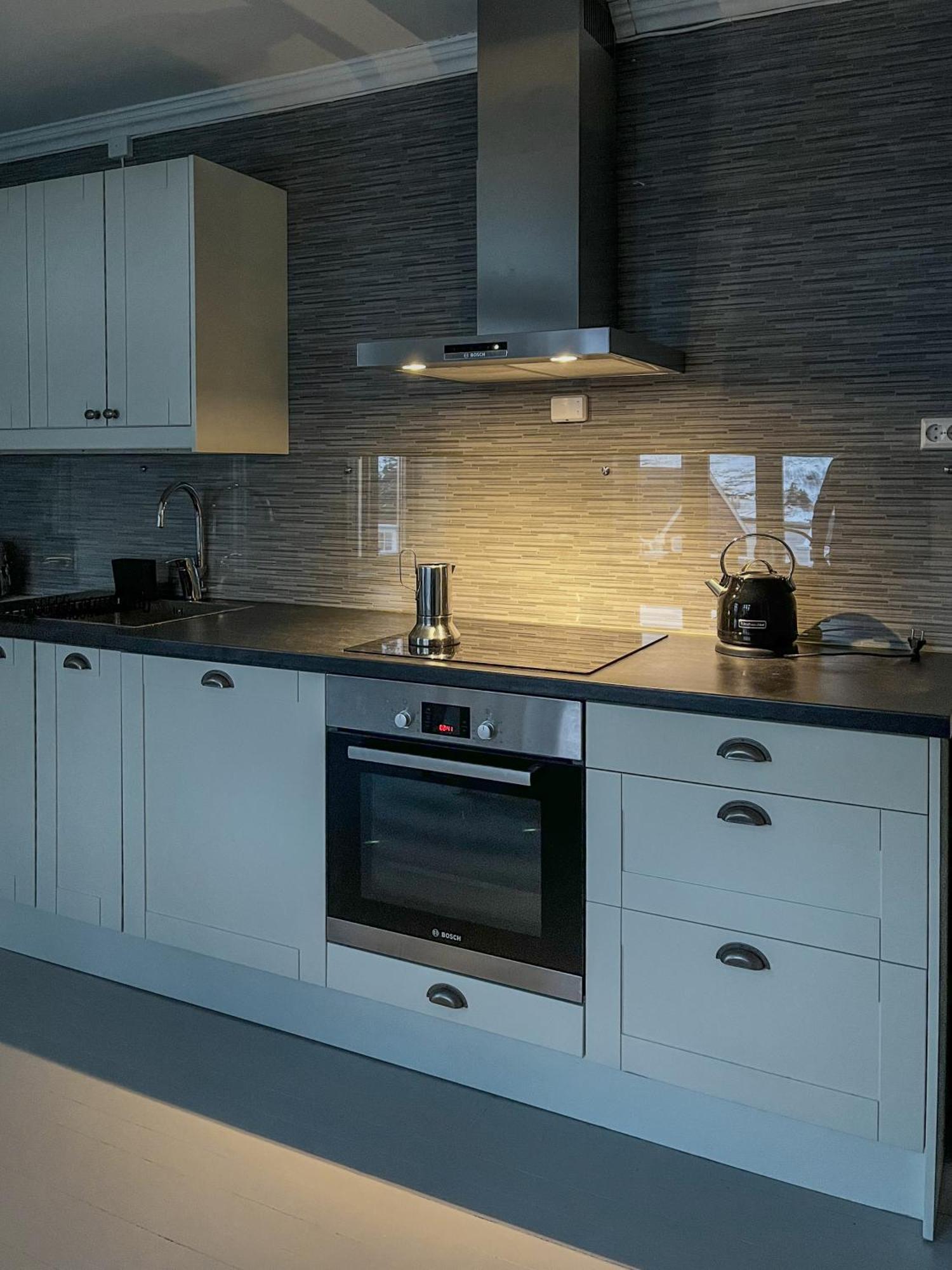Husly Reine - Your Home With Reinebringen View Ngoại thất bức ảnh