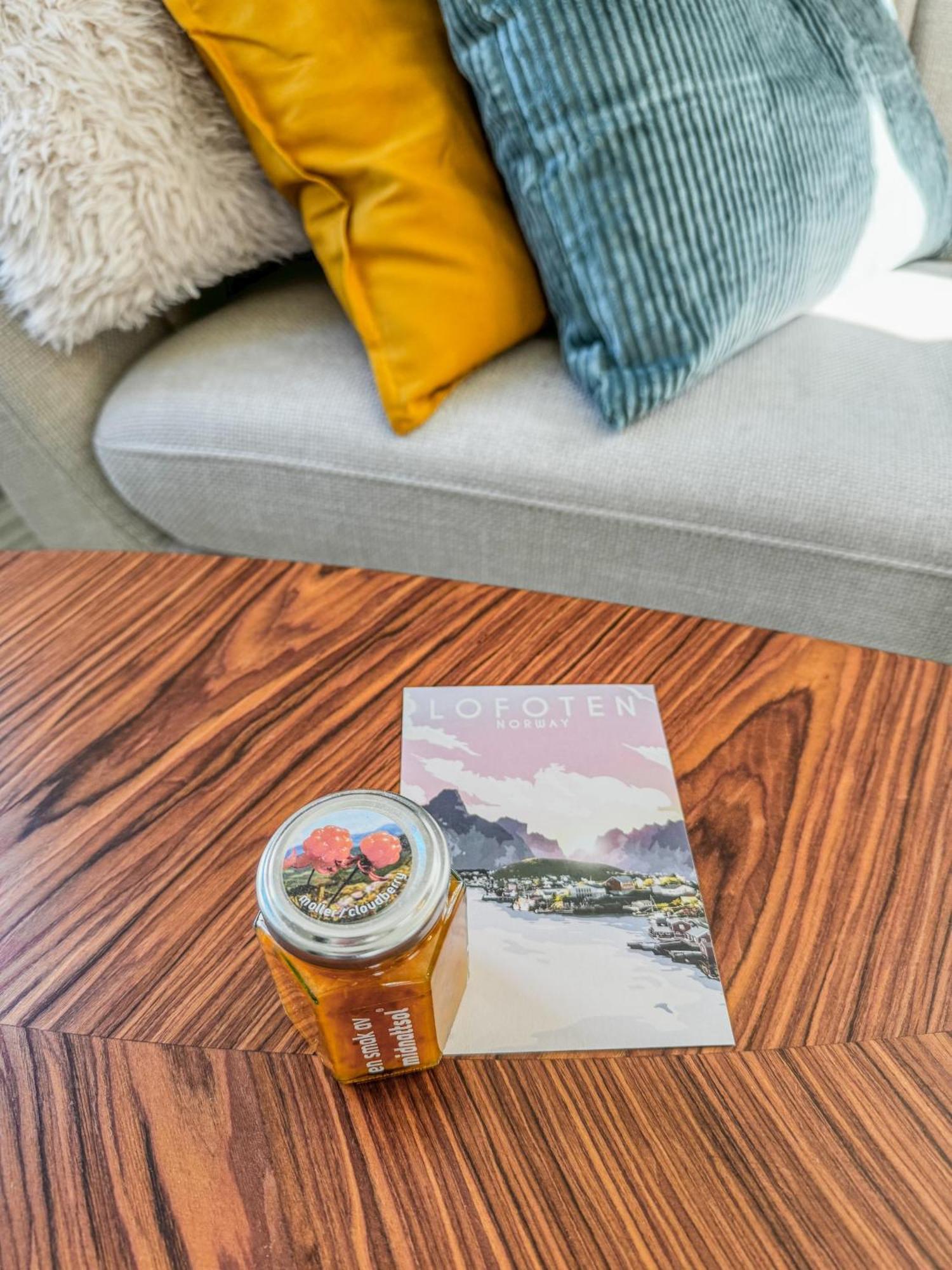 Husly Reine - Your Home With Reinebringen View Ngoại thất bức ảnh